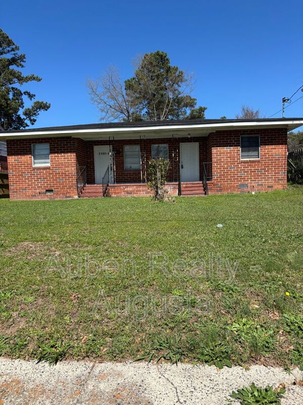 2165 1/2 Telfair Street – photo 2