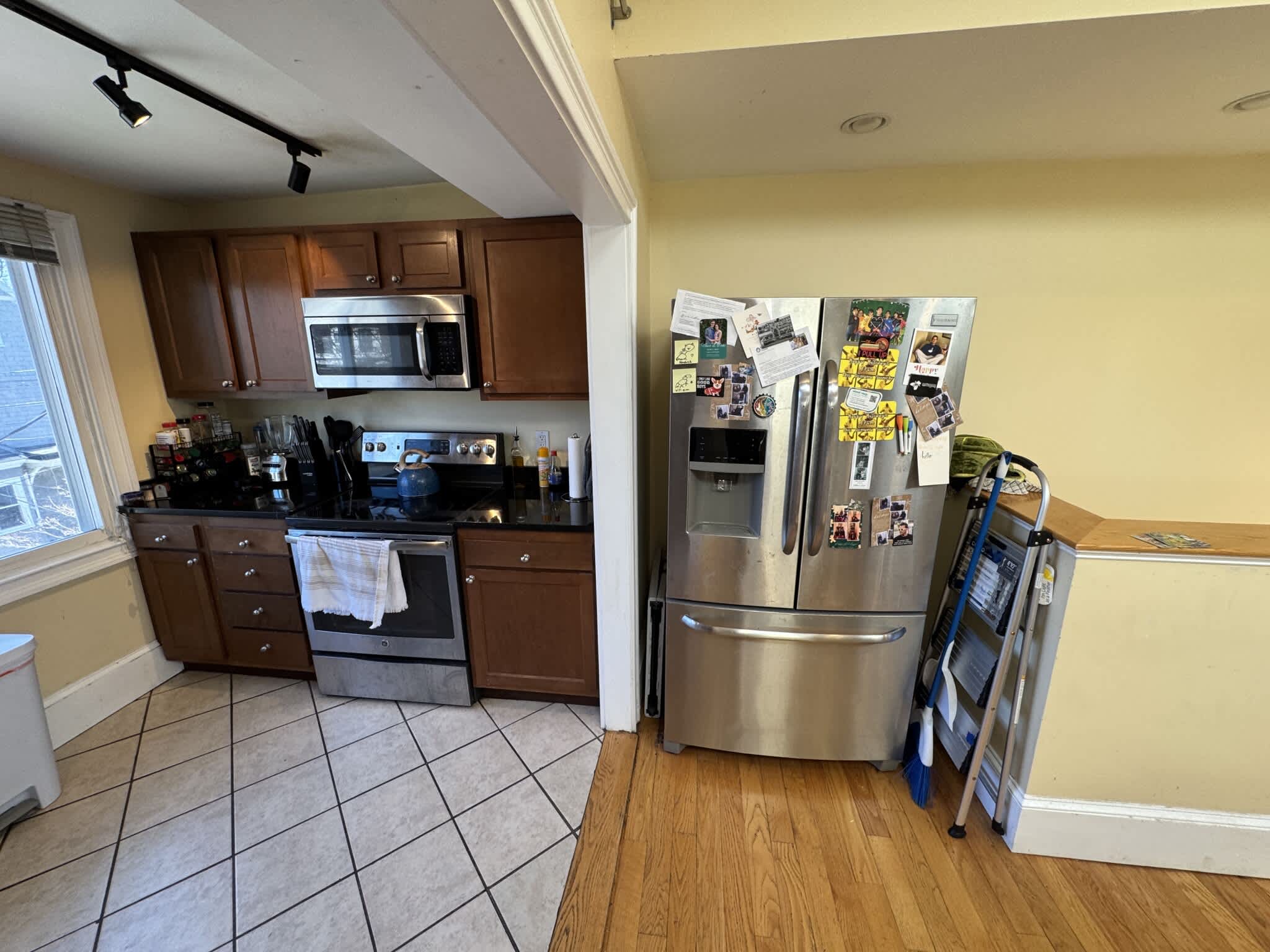 208 Holland St – photo 4