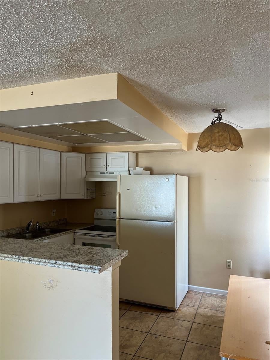 800 N FISKE Boulevard – photo 5