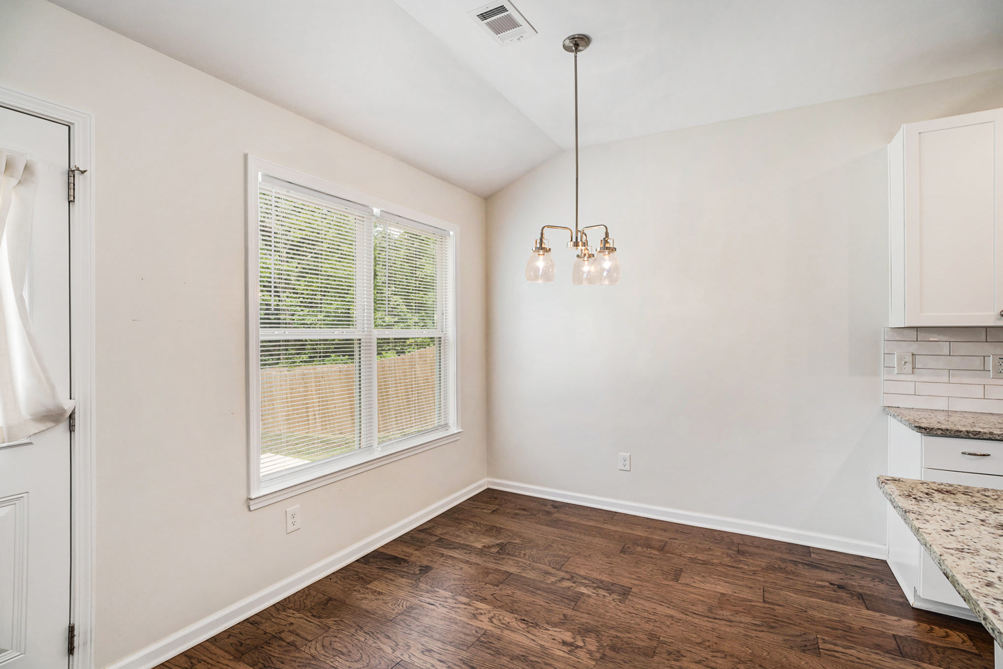 4940 Scott Road – photo 5