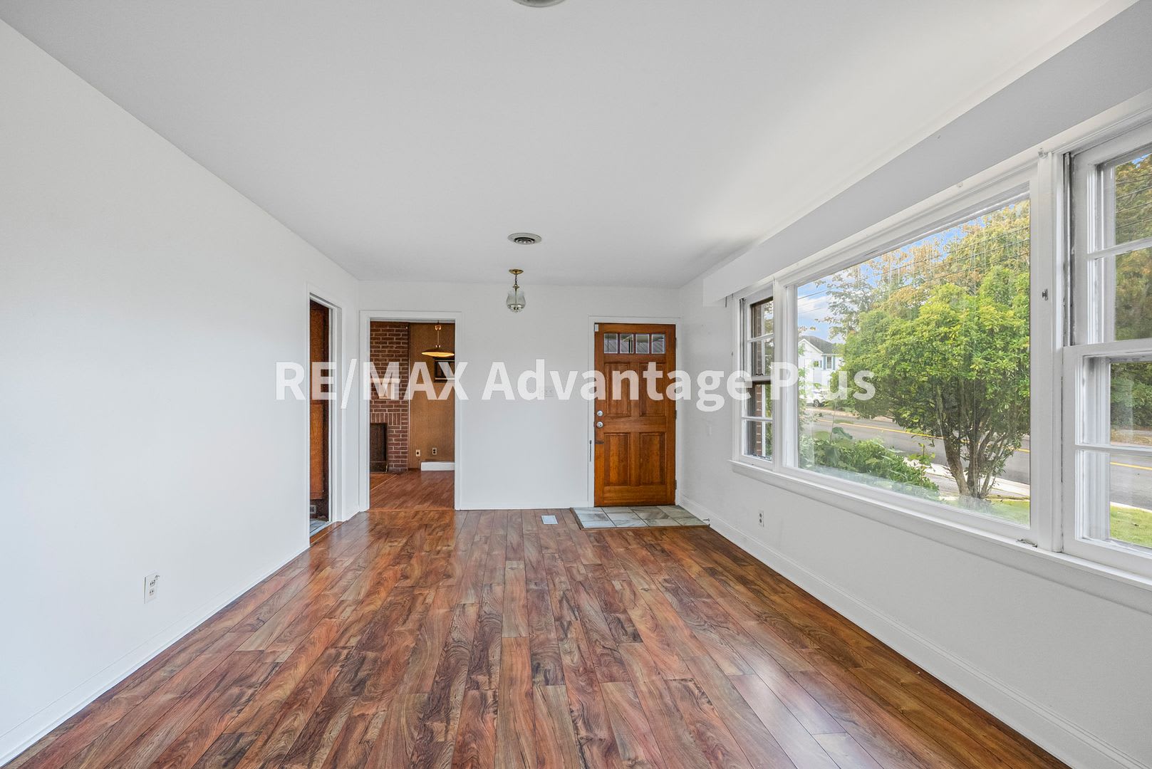 2-Bedroom Home with Full Basement! – photo 5