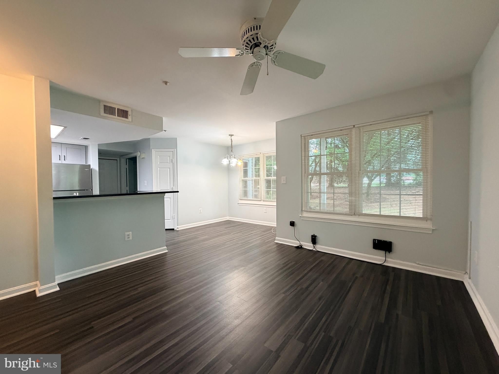 931 Hillside Lake Terrace – photo 3