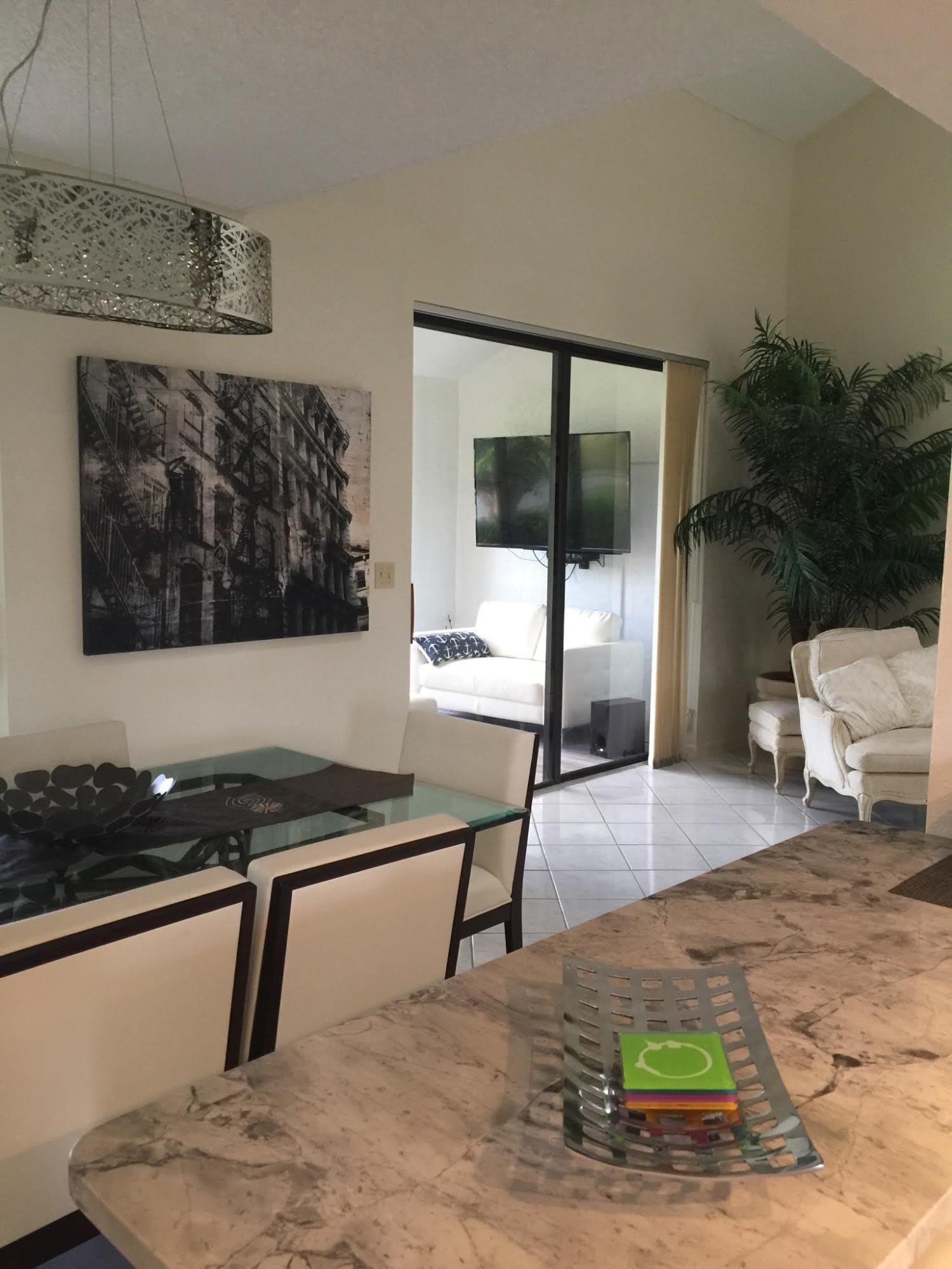 7770 La Mirada Drive – photo 4