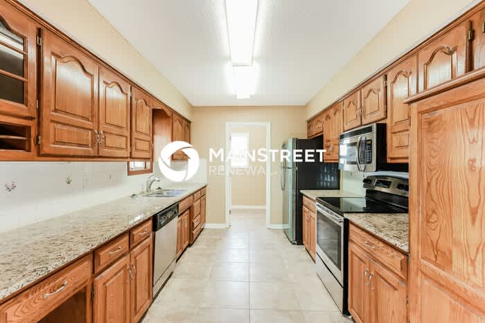 421 Hithergreen Drive – photo 5