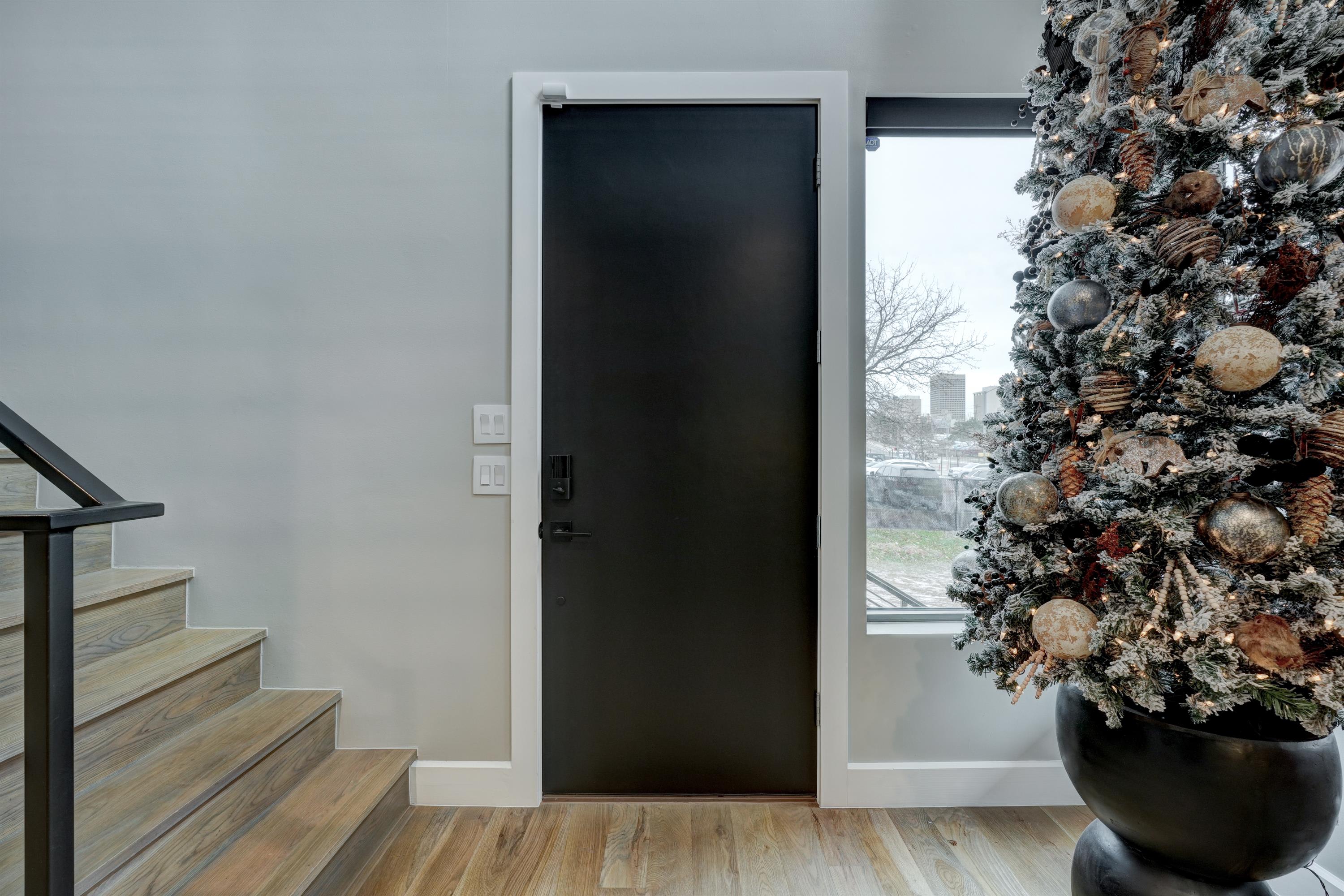 819 Northwest 6th Street – photo 3
