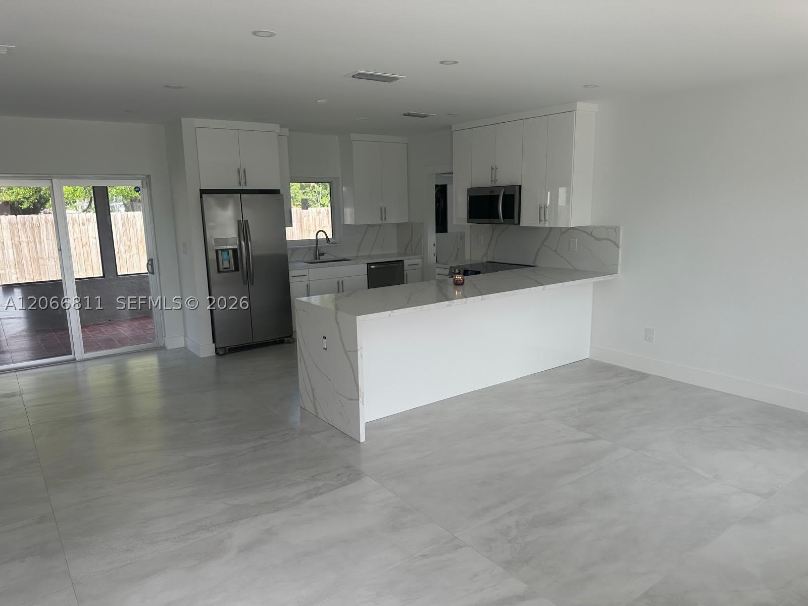 771 NW 15th St – photo 4
