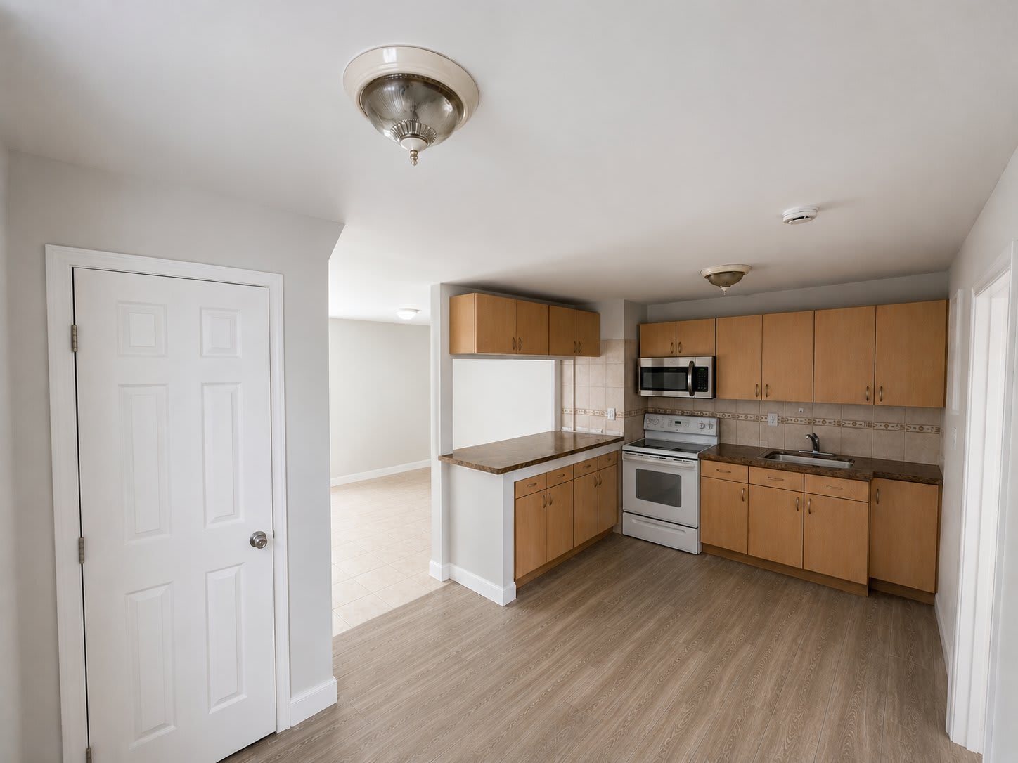 534 Lincoln Street – photo 5