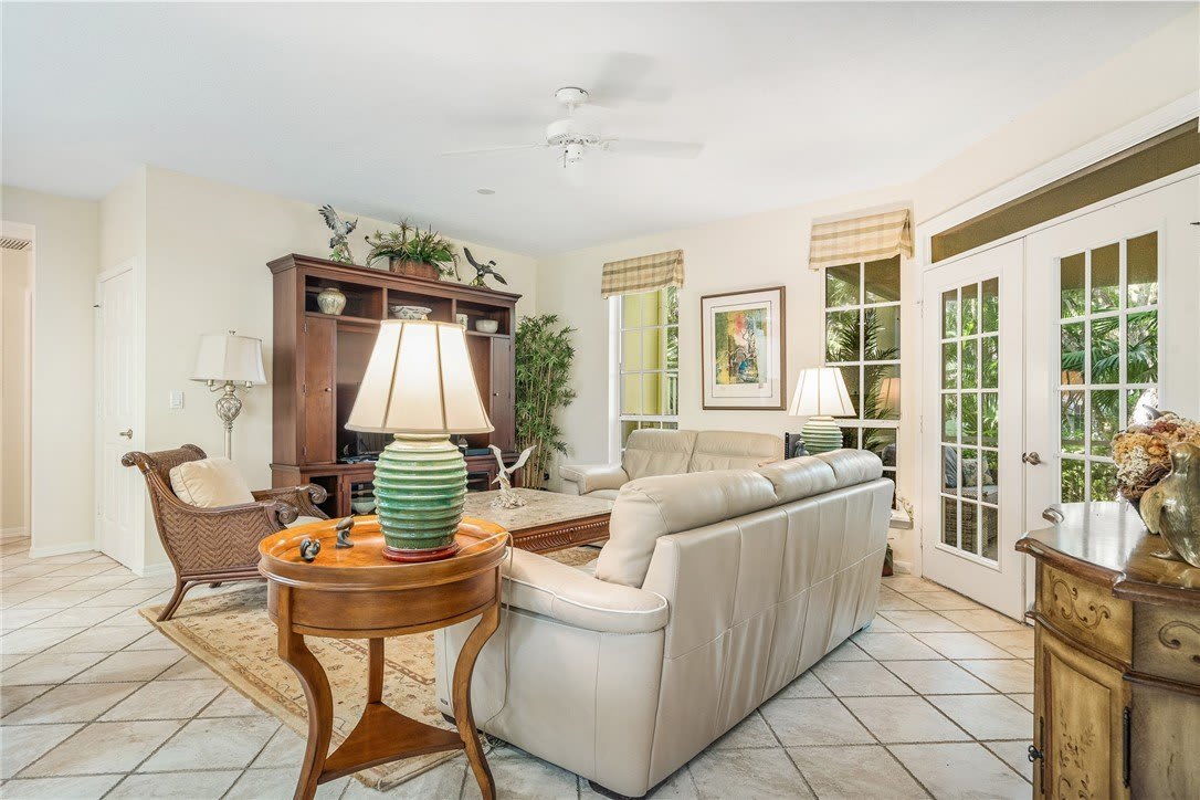 1385 Winding Oaks Circle W – photo 5