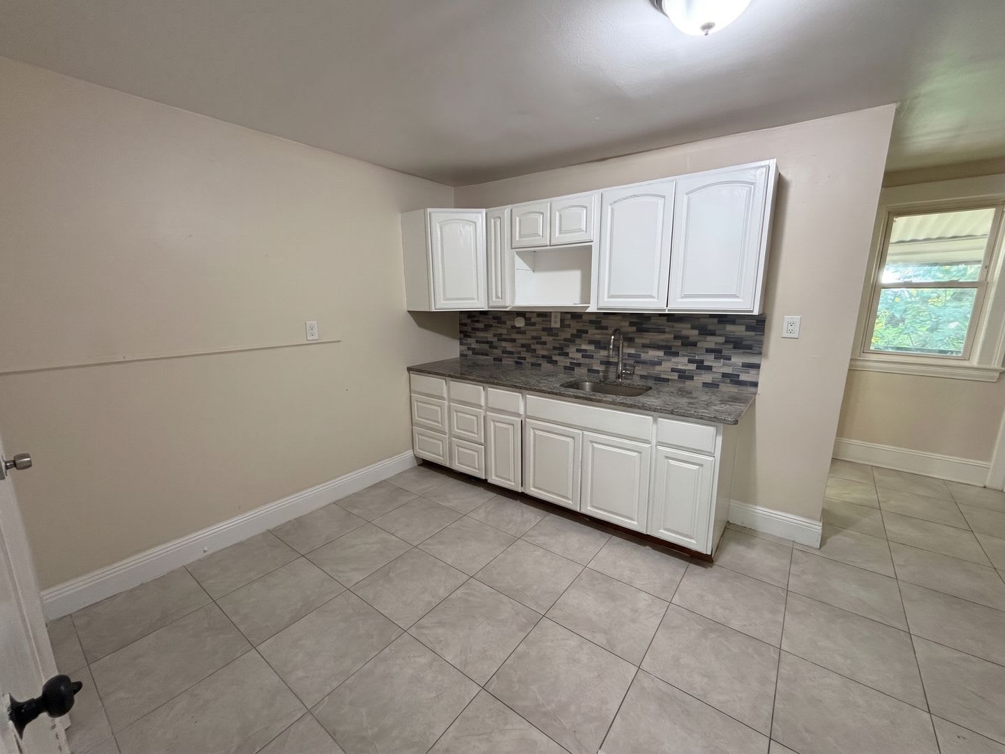 286 Hunterdon – photo 2