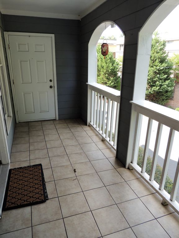 430 Queens Rd – photo 1
