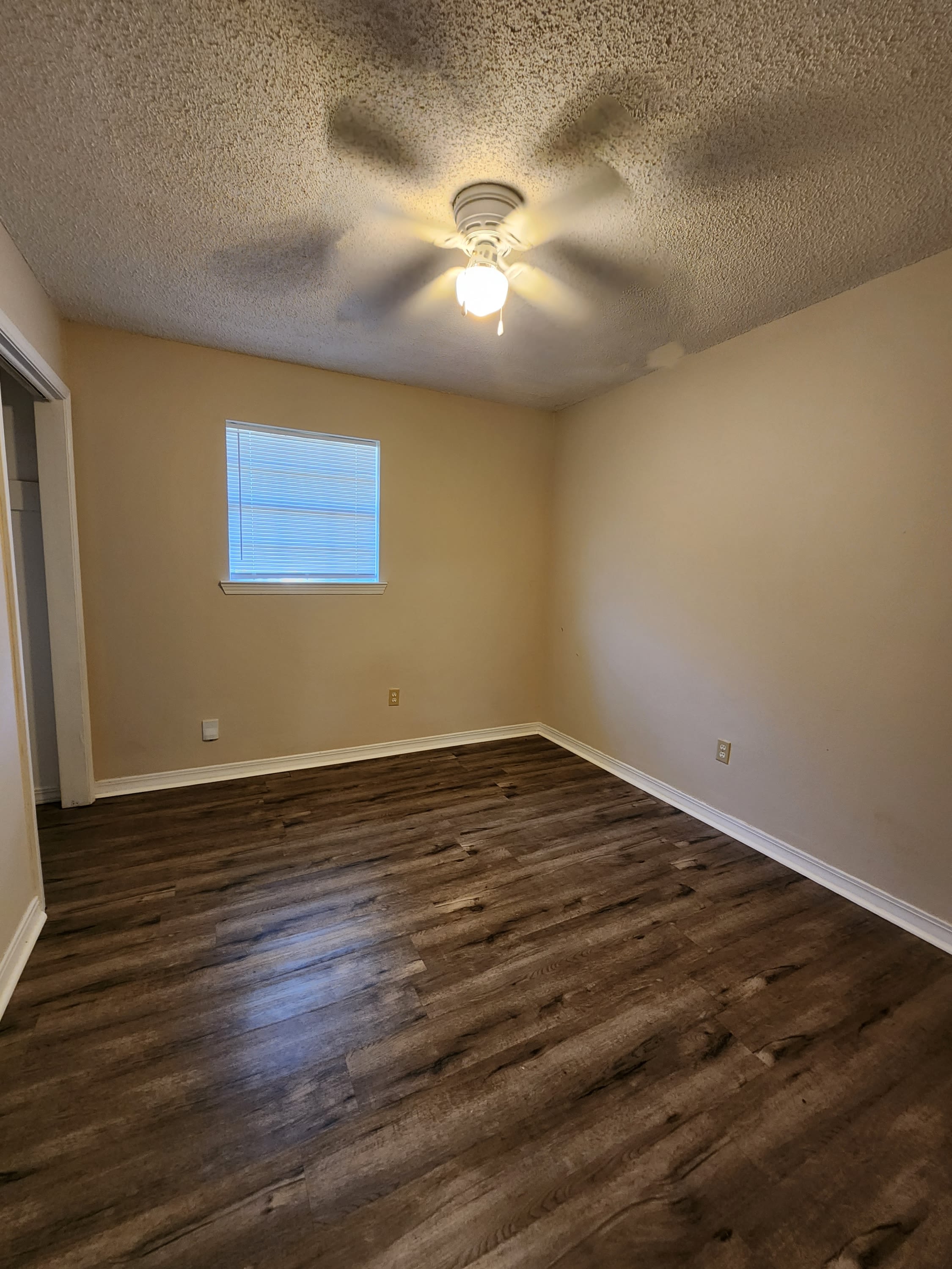 2131 Woodside Drive – photo 4