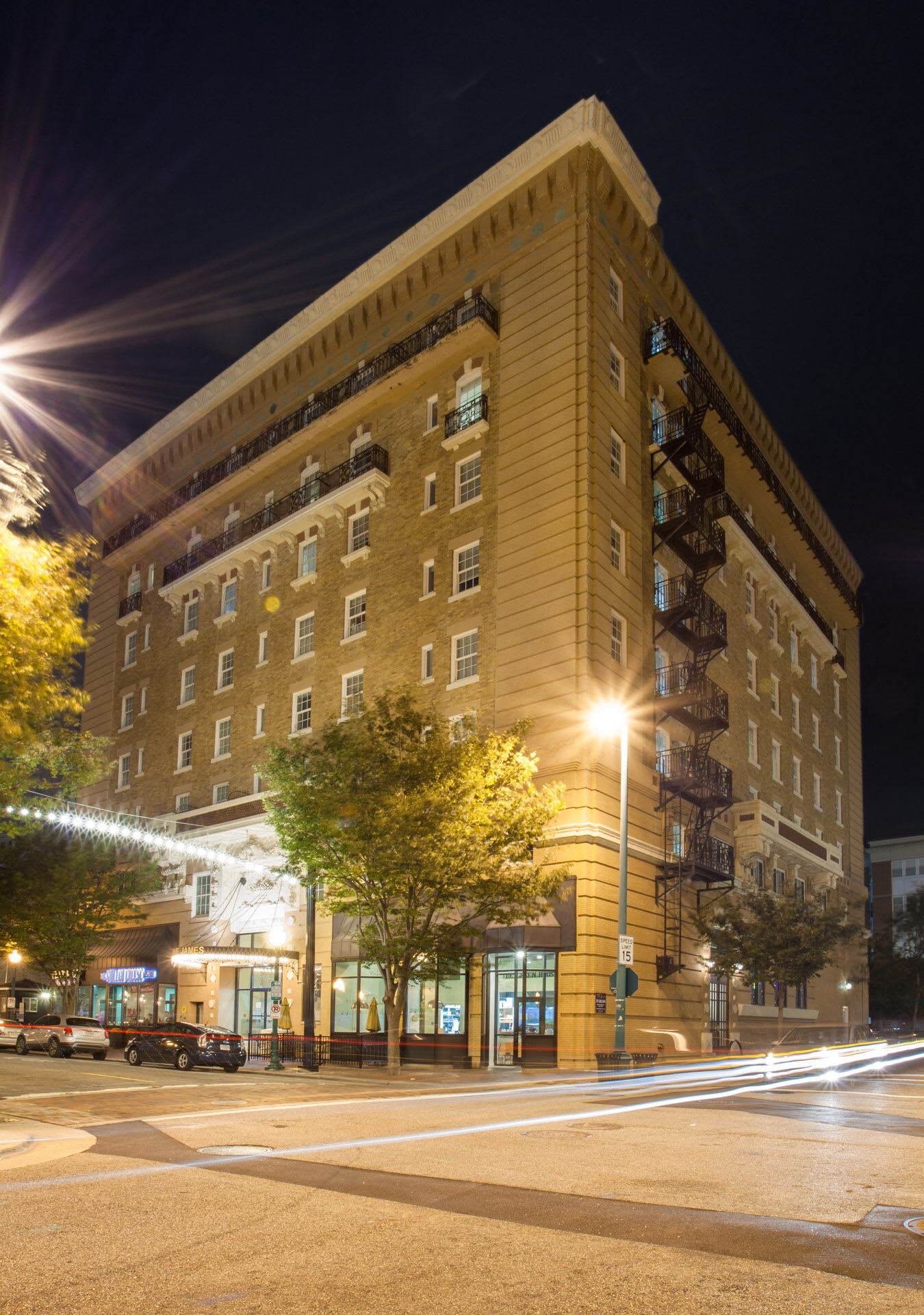The James Apartments – photo 3