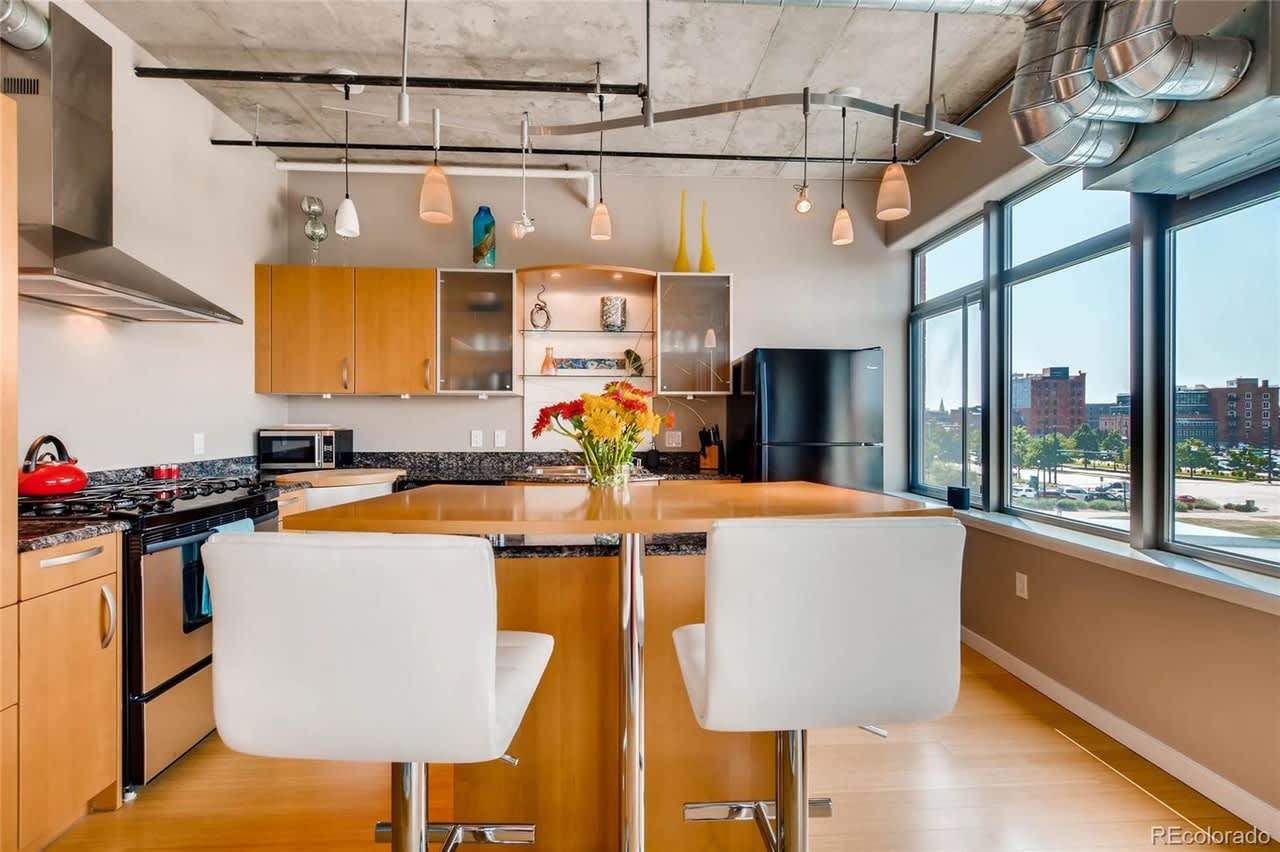 1401 Wewatta St – photo 3