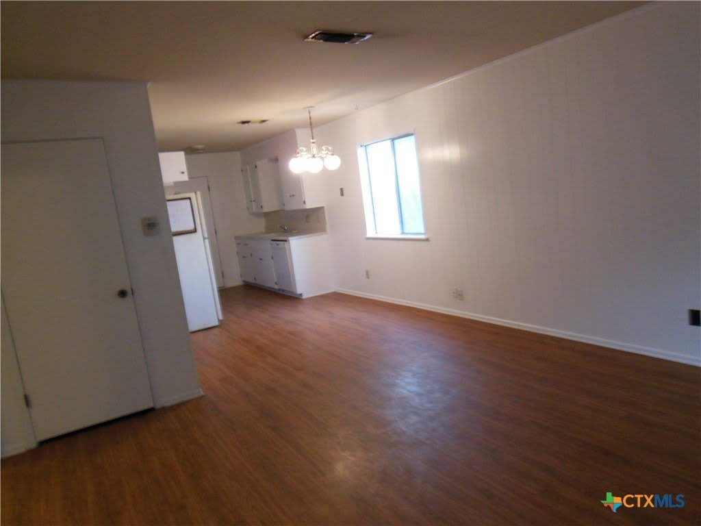 505 Buttercup – photo 5