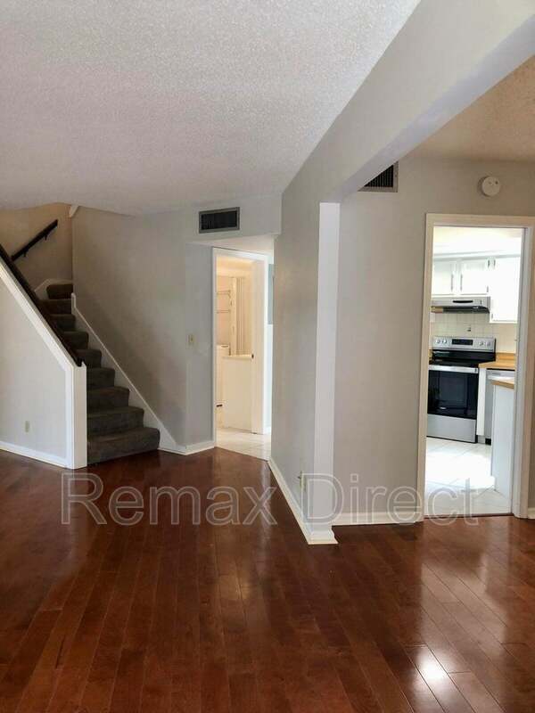 4300 Hazel Avenue – photo 3