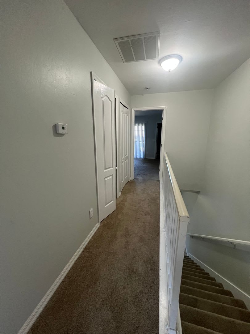 CHECHECKOUTTHIS 2 bedroom 2 1/2 bath Townhouse – photo 5