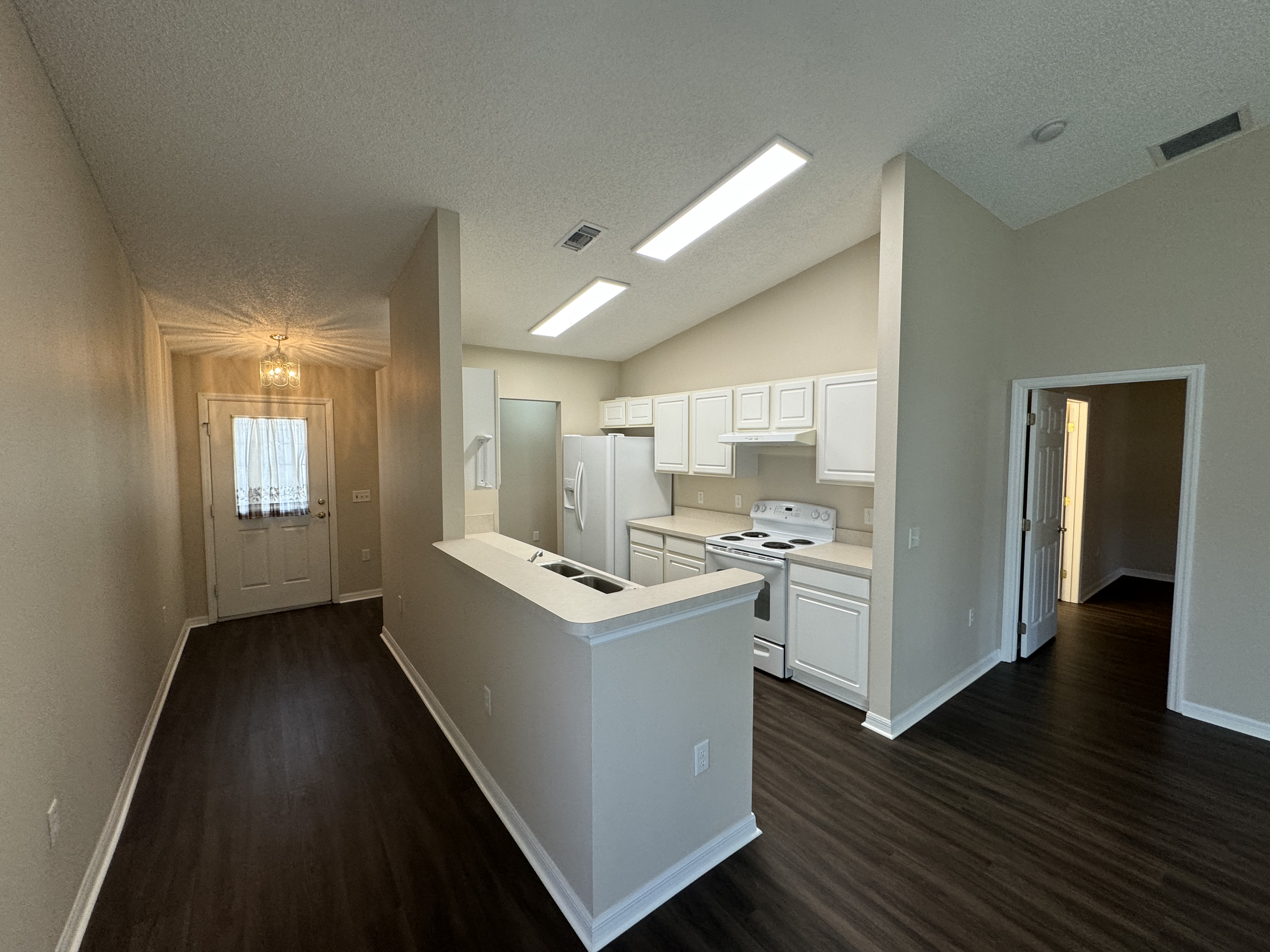 545 Golfview Ct – photo 4