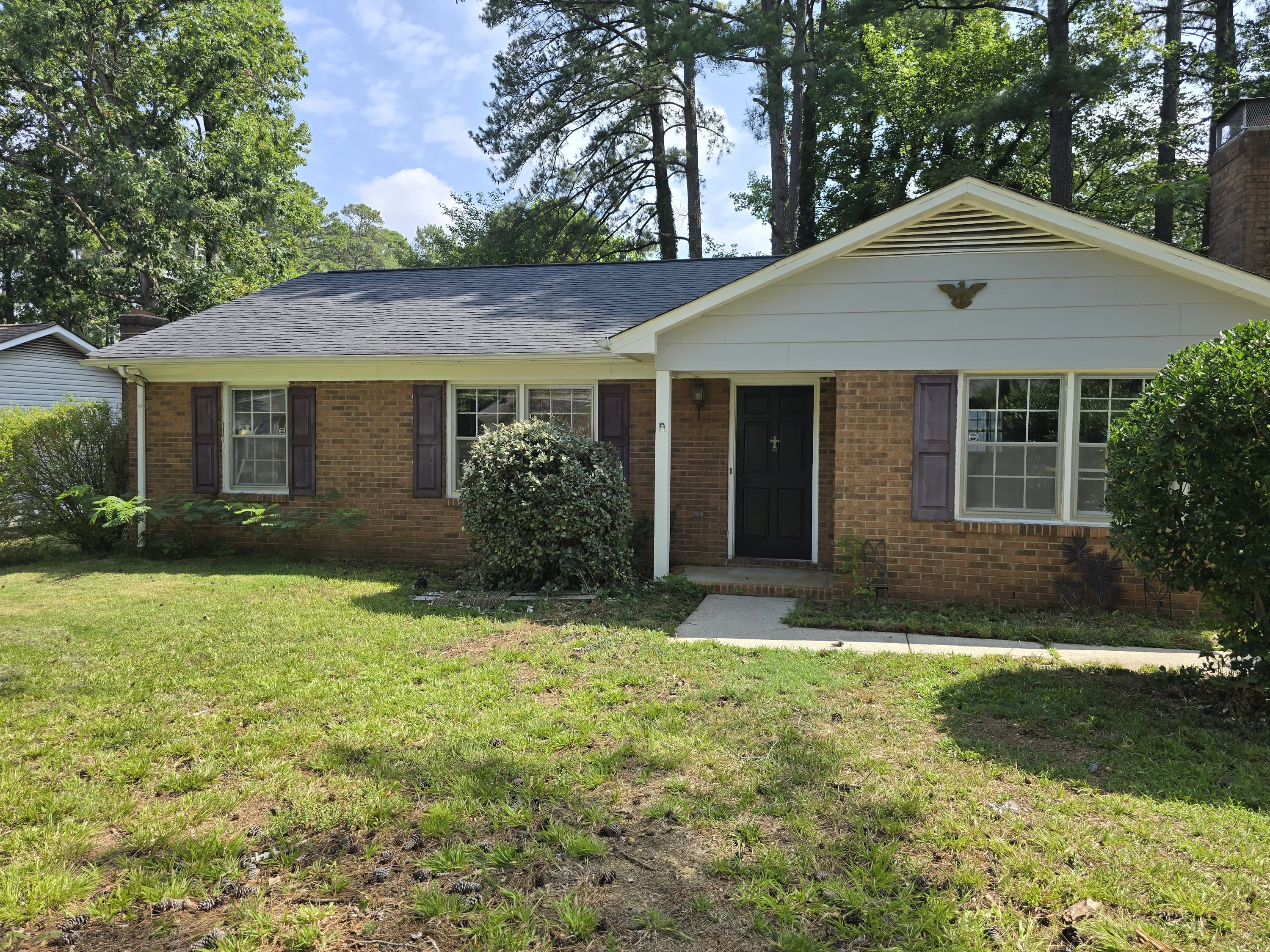 1410 Suterland Road – photo 1