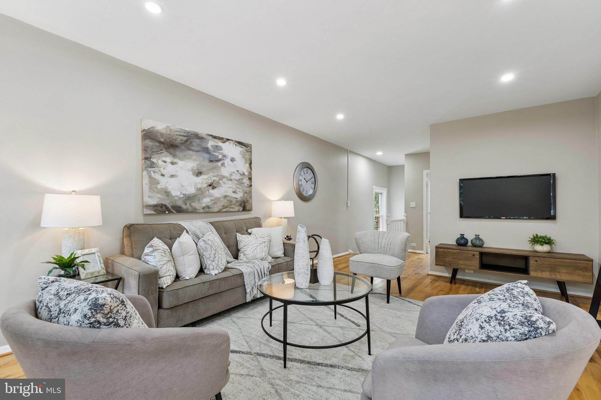 1024 VALLEY Drive – photo 5