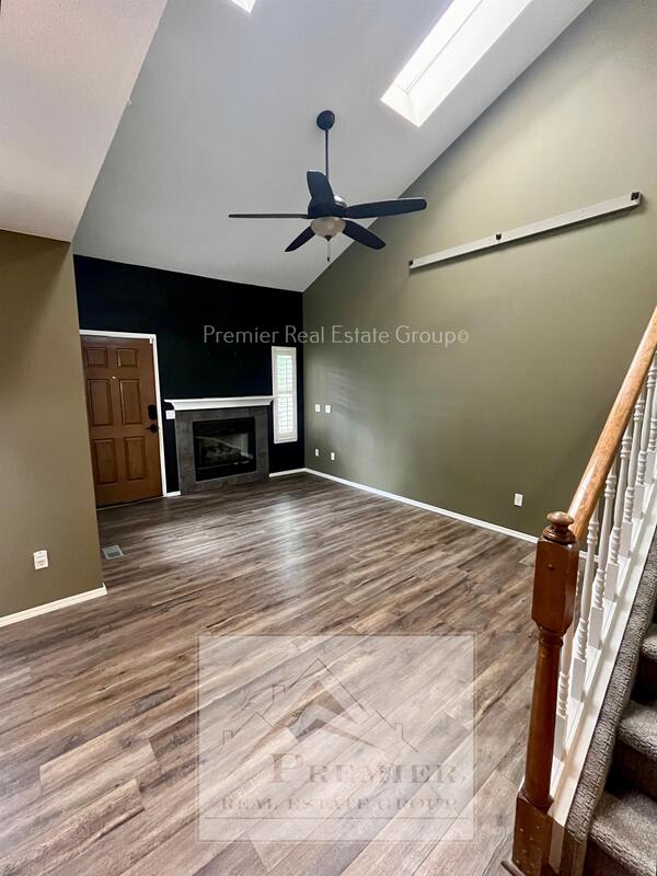 6973 Los Reyes Circle 1 – photo 2