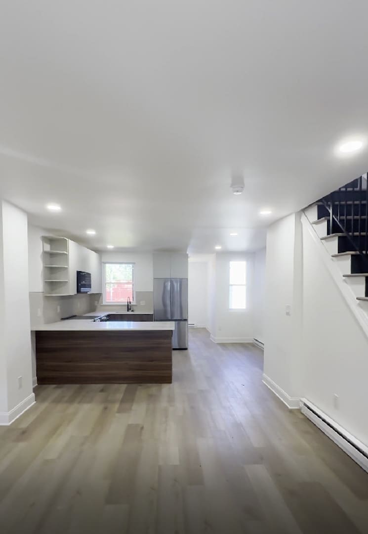 5041 N Franklin St. – photo 2