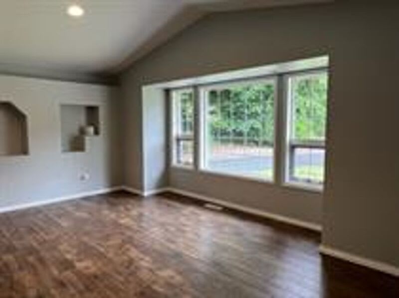 2308 258th Street Northeast – photo 4