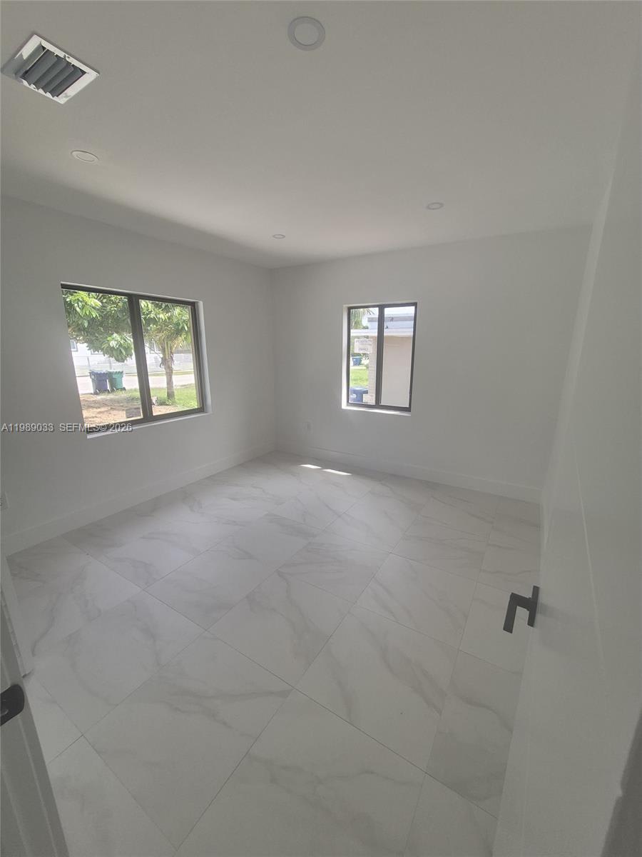 270 NW 147th St # 270 – photo 3