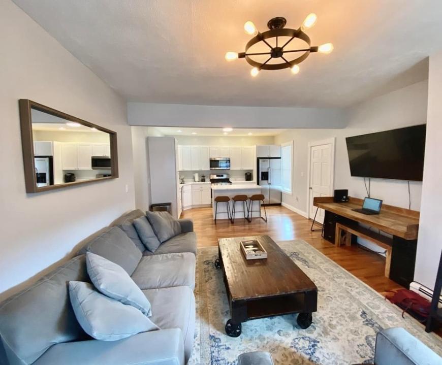 81 Sydney St. – photo 2