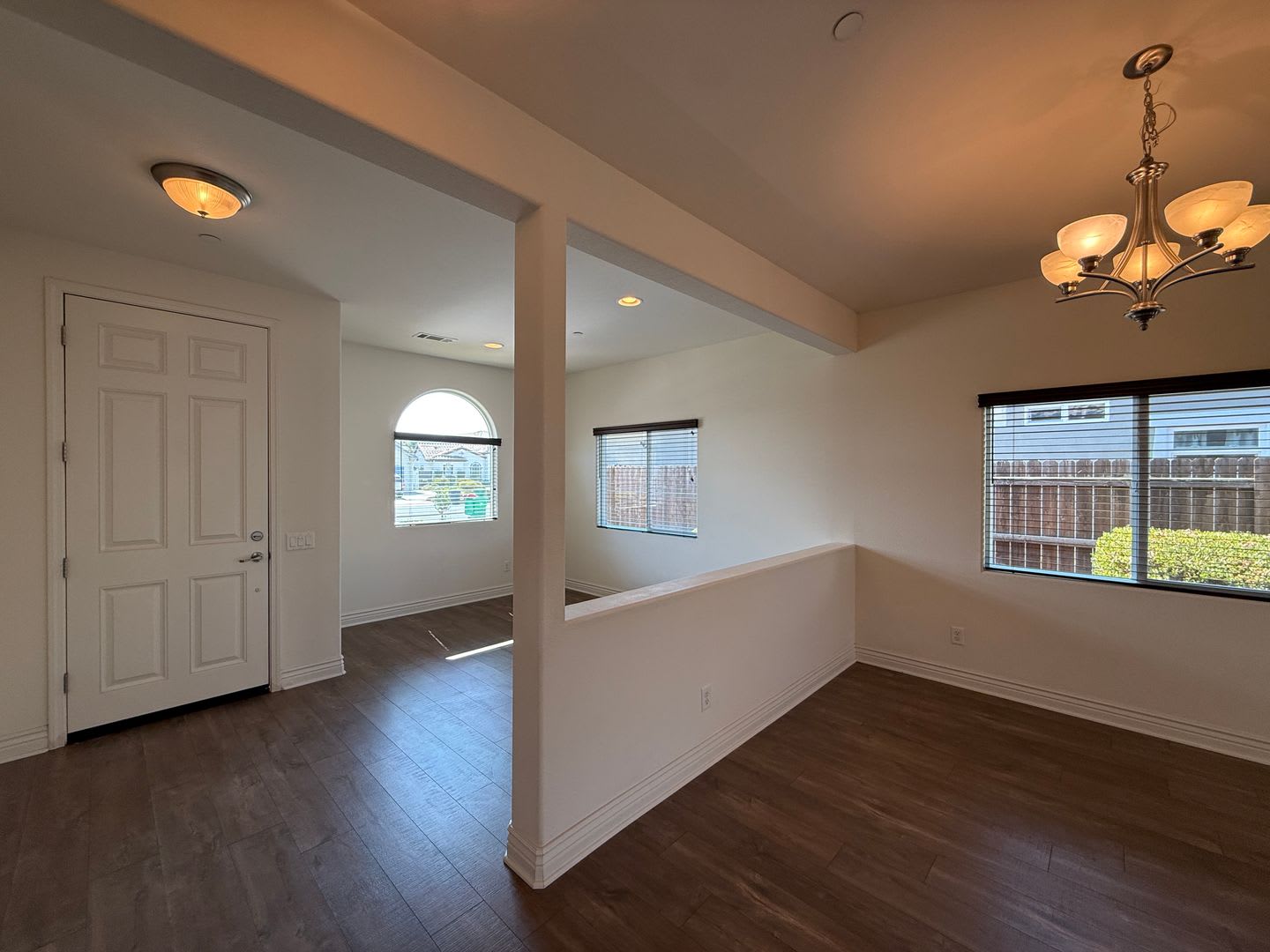 Beautiful Legacy at La Ventana Single Story Home near the 101 Frwy/Marian Hospital – photo 4