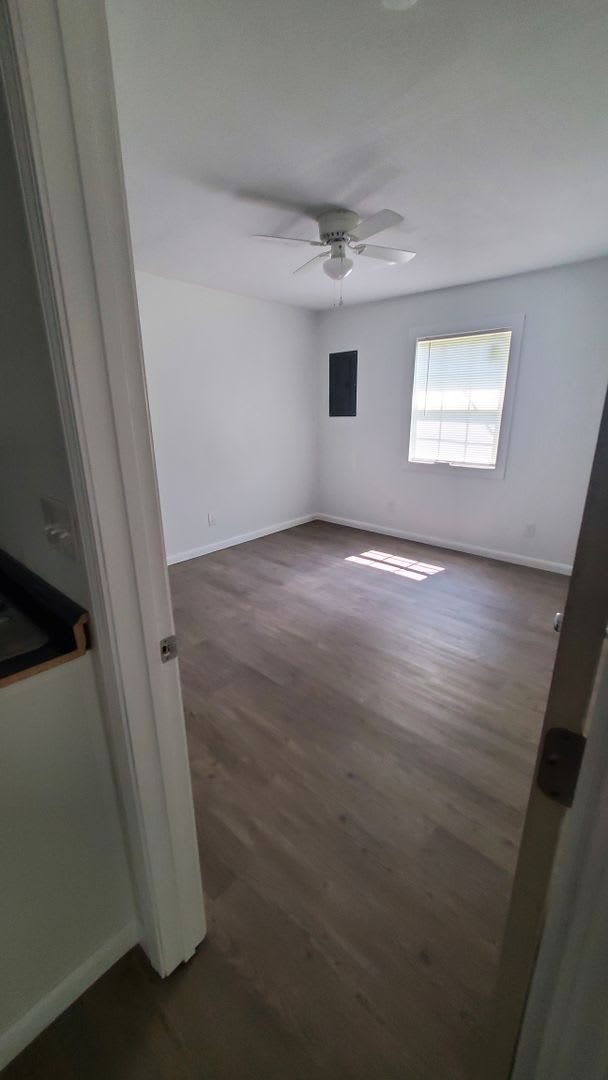 903 Locust ~ Campbelton – photo 5