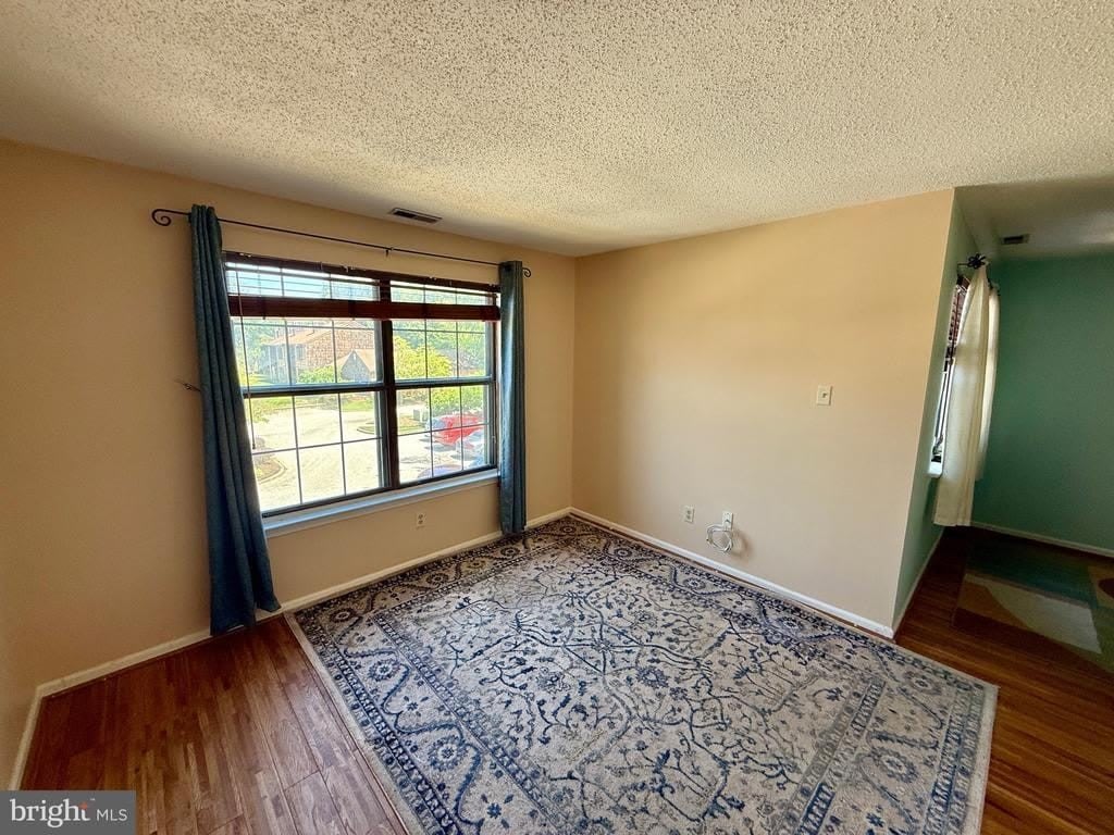 30 HOPKINSON COURT – photo 5