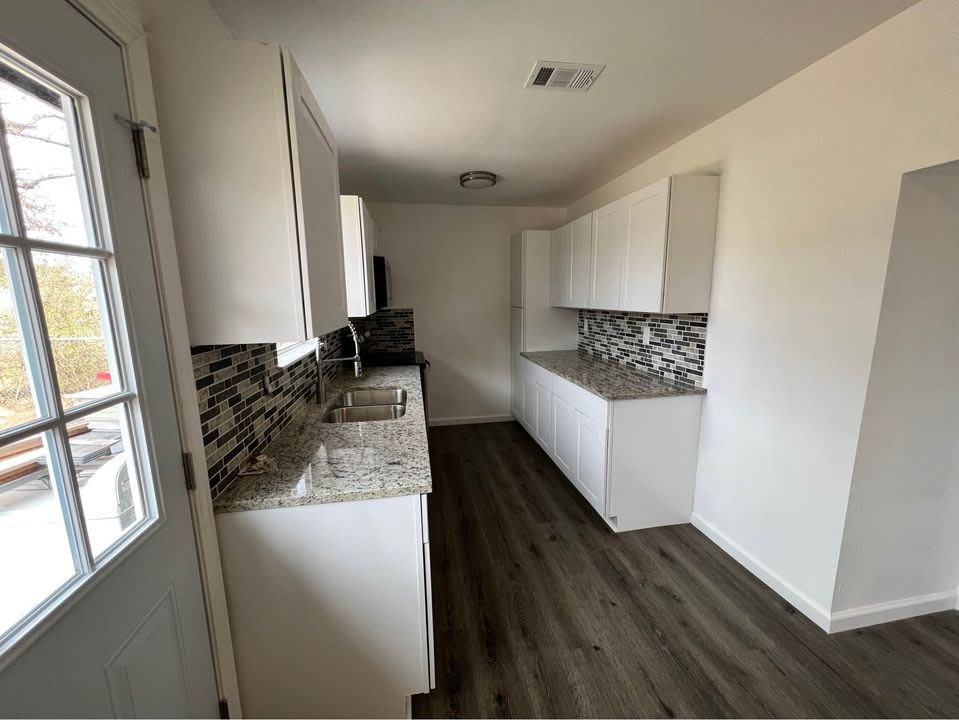 2222 Duchess Drive – photo 3