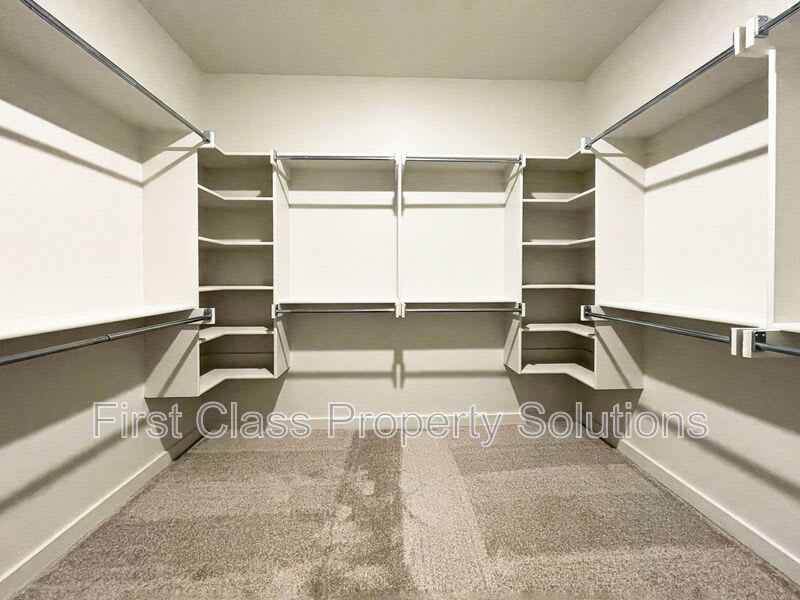 512 NW 176th Terrace – photo 2