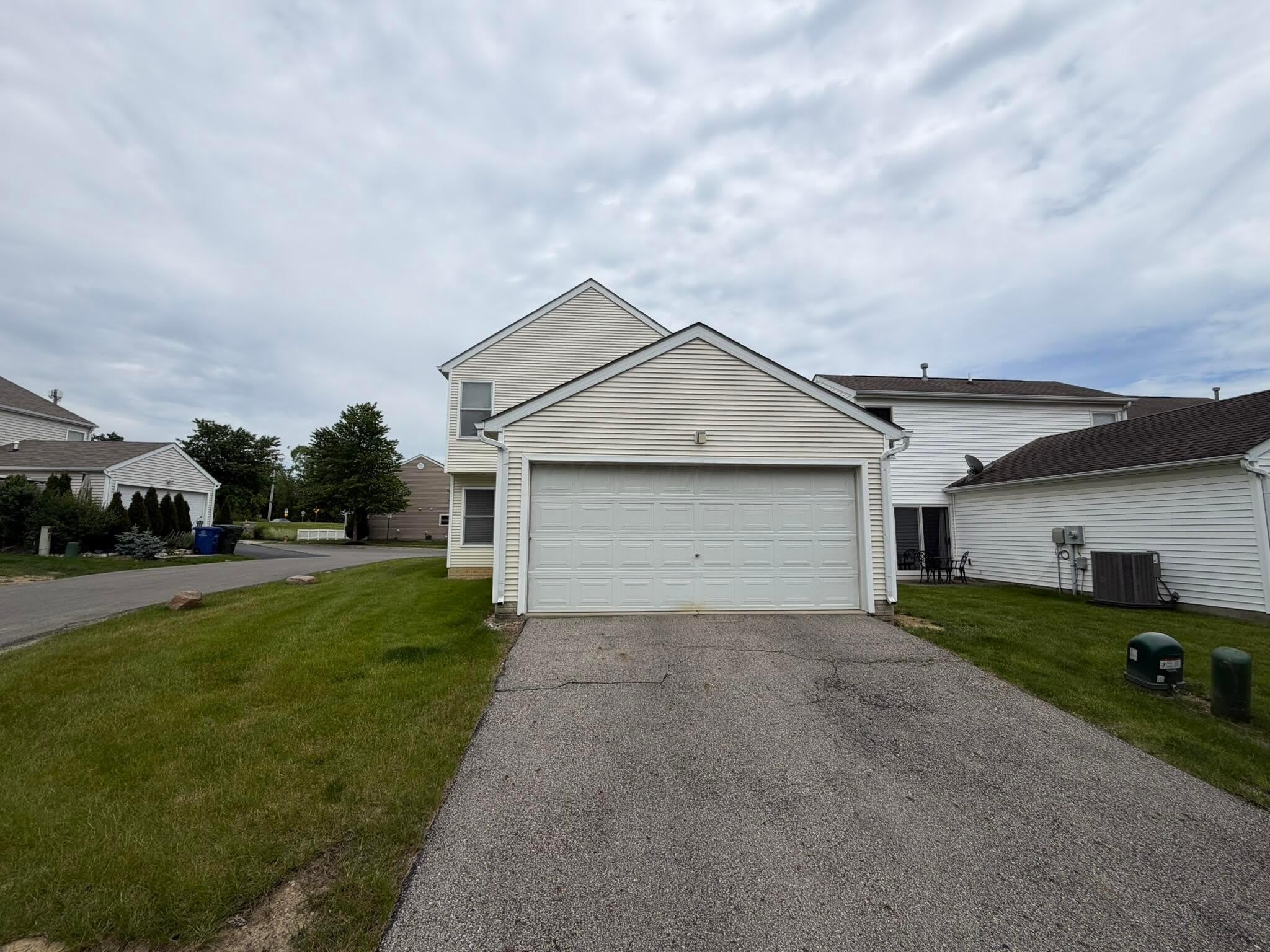 9335 Polaris Green Drive – photo 2