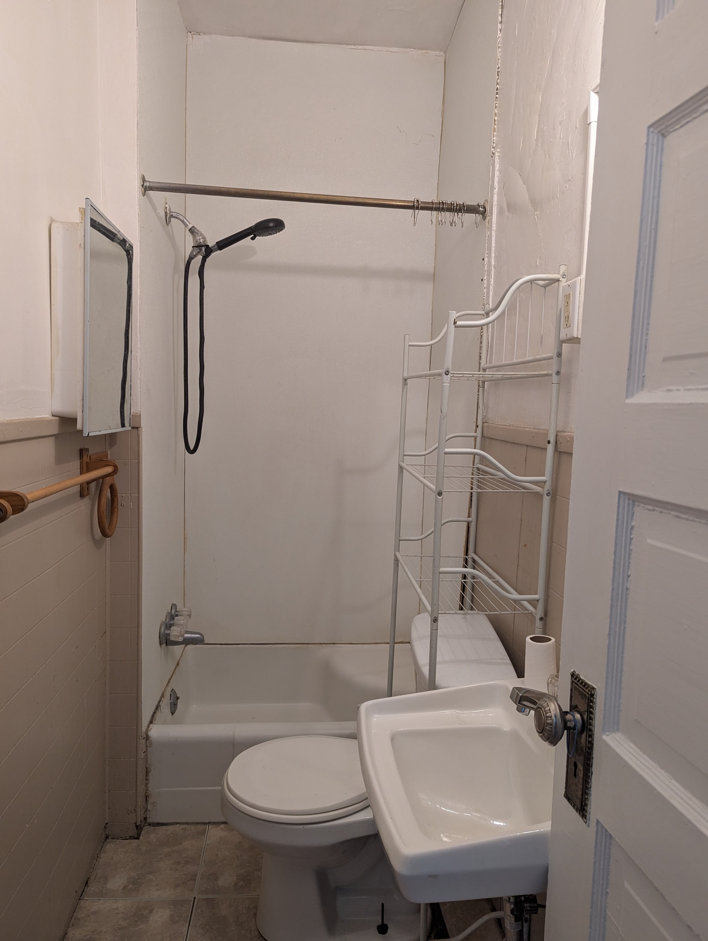 614 Lafayette Street 1 – photo 4