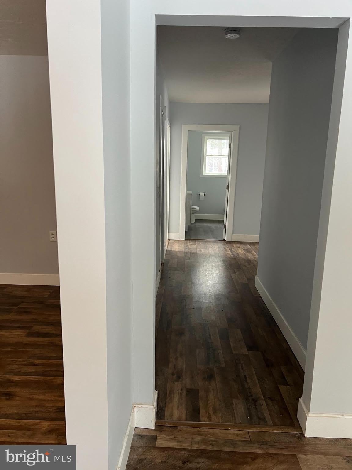 604 E OAK Street – photo 5