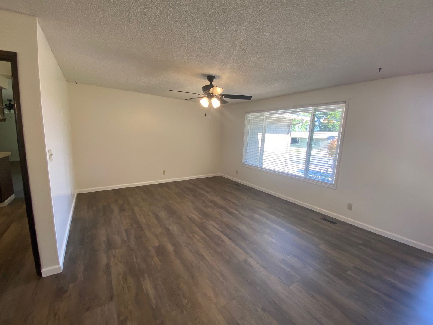 Great 3 Bedroom Home on the Westside! – photo 4