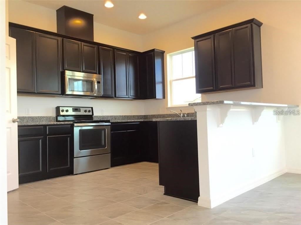 9350 WOODCRANE Drive – photo 5