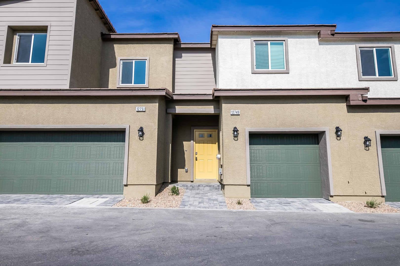 Brand New Dr Horton Townhome With 3 Bedroom 2 Bathrooms And 1 Car Garage Located At Trails At Willow Ranch – photo 1