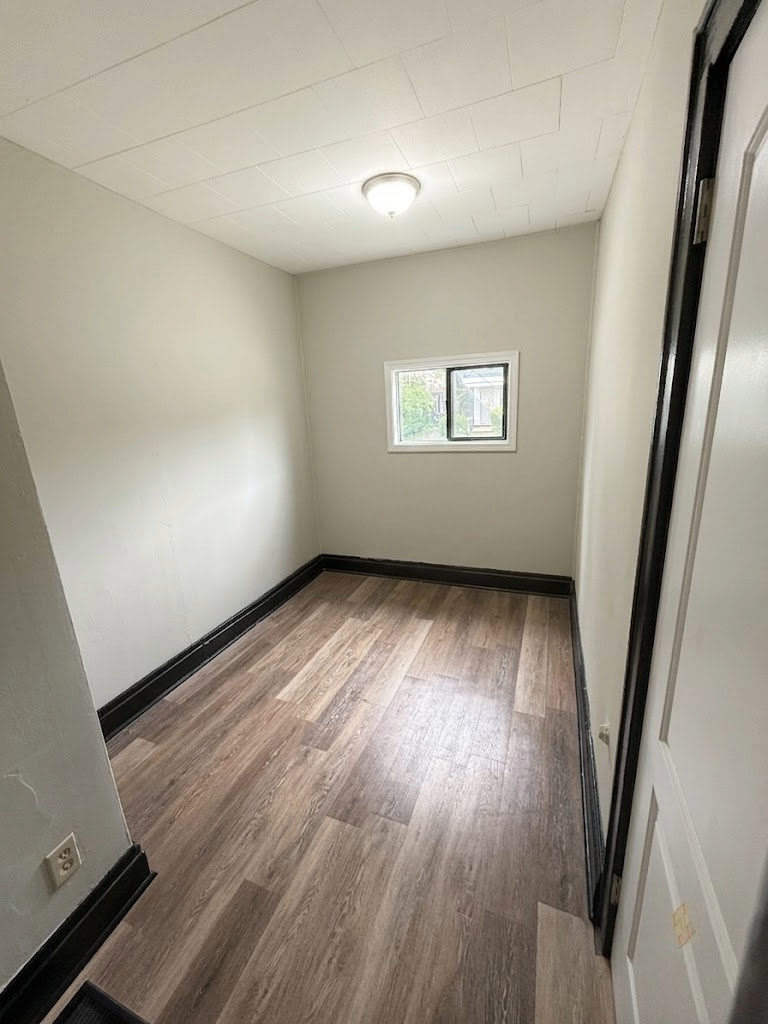 467 Fargo AvenueUnit 1 (lower Front) – photo 4