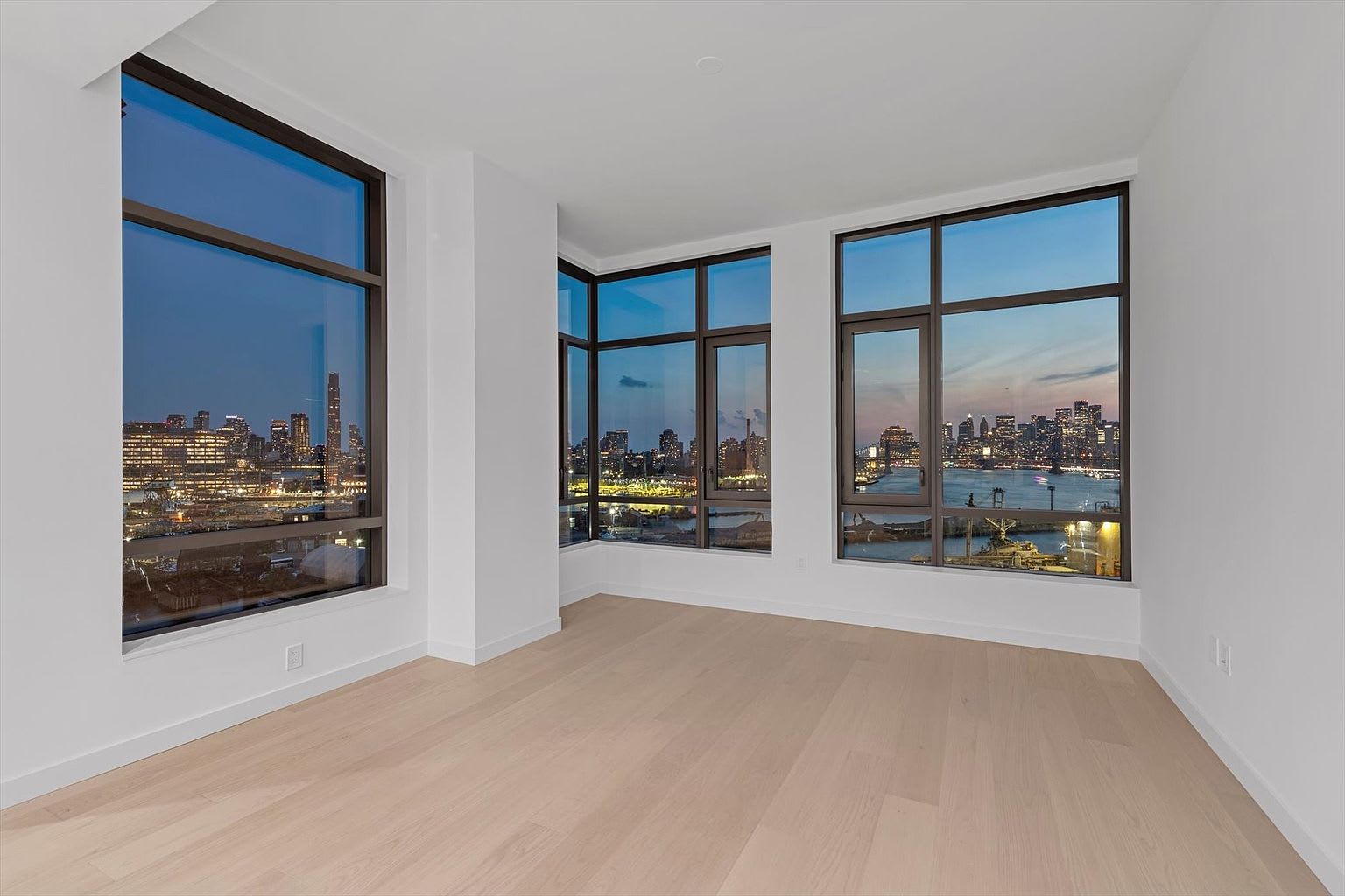 480 Kent Ave Apt 14C – photo 3