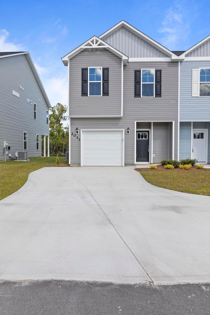 Townhouse For Rent in Holly Ridge! – photo 2