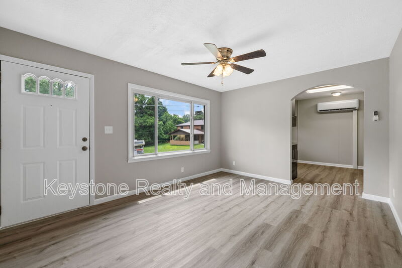 103 Cayce Avenue – photo 5