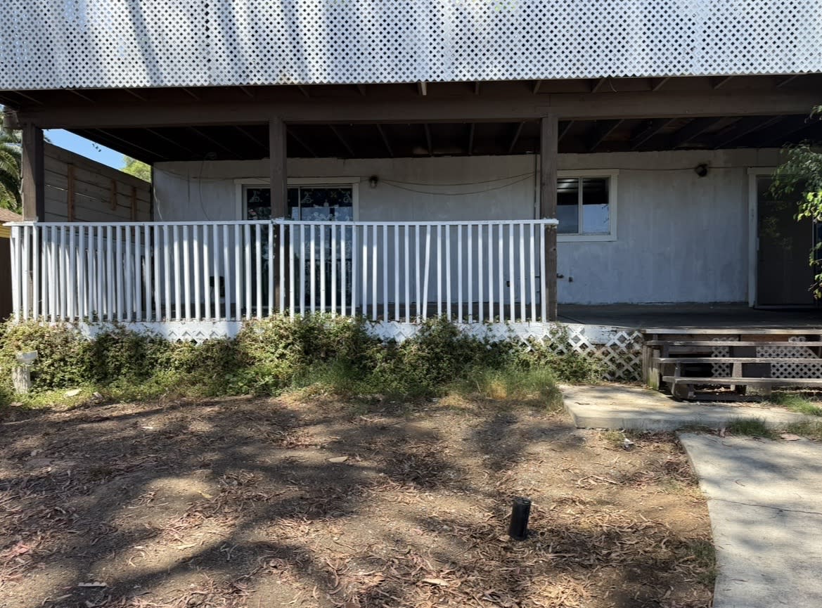 16591 East Buena Vista Avenue – photo 2