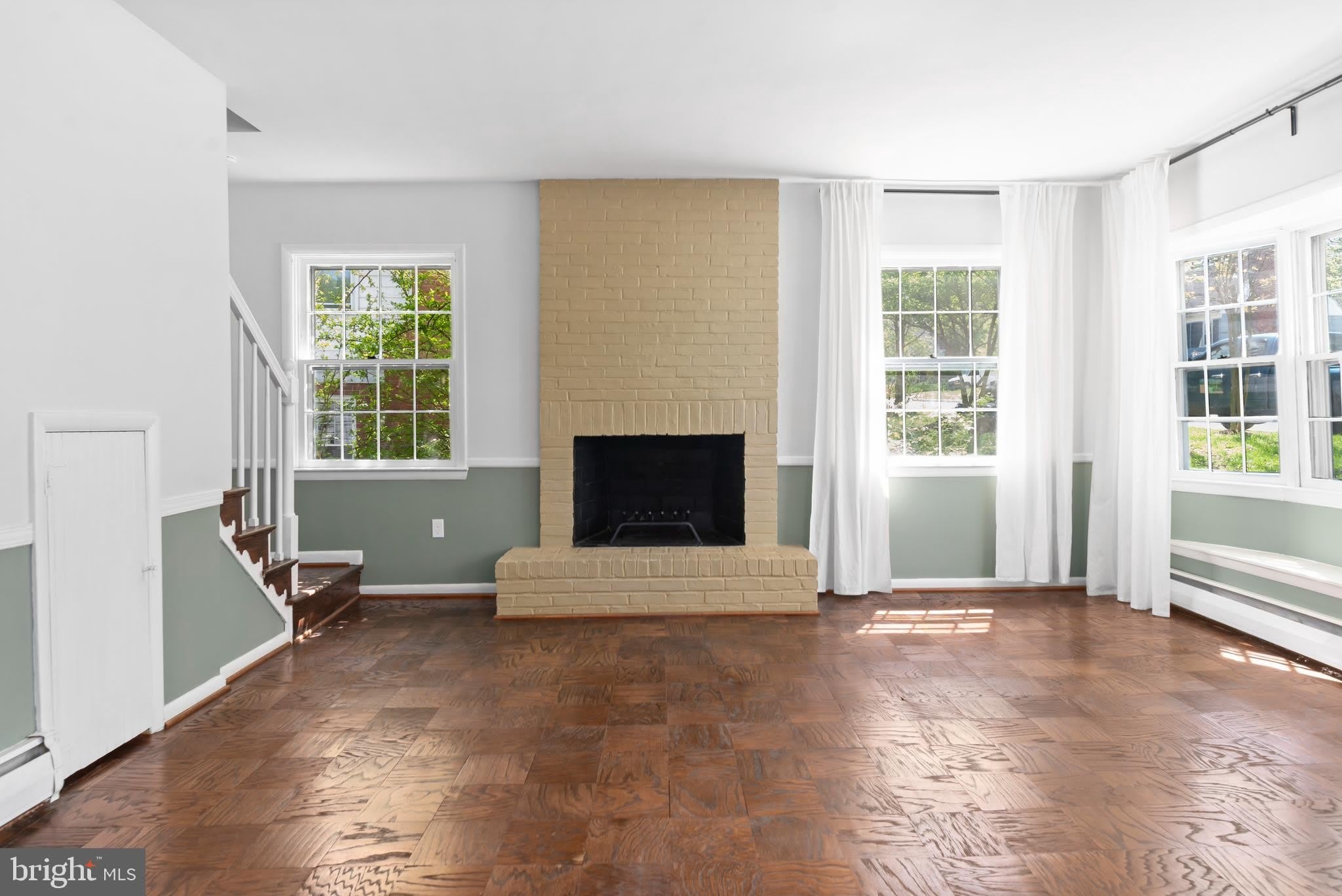 2305 PICKWICK Road – photo 3