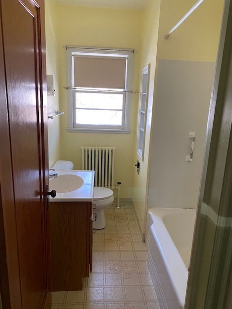 3 Bedroom 1 Bathroom House Near Concordia – photo 2