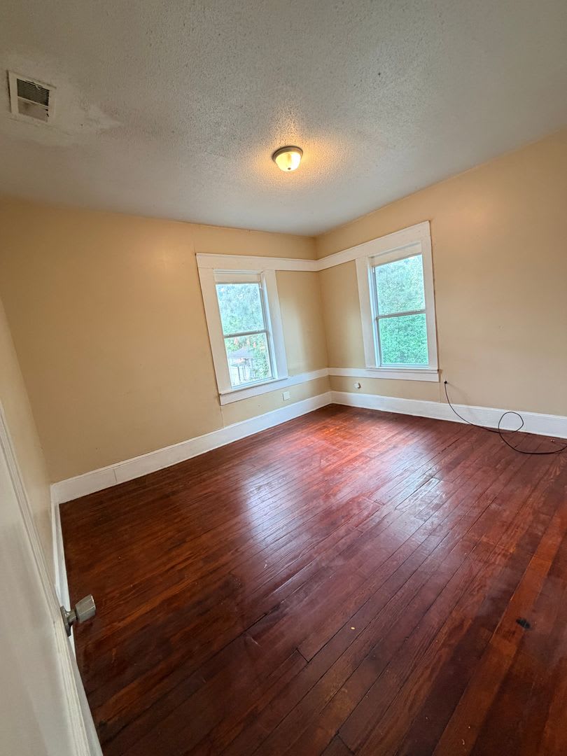 Beautiful 2 Bedroom unit in Highland – photo 5