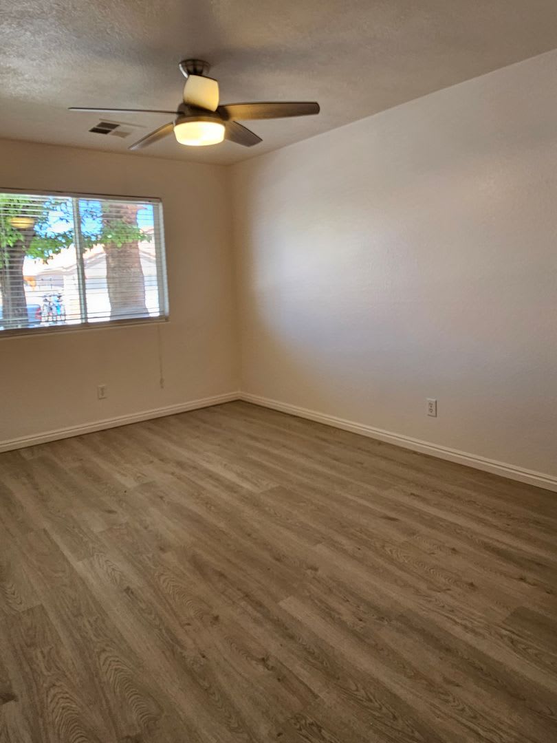 Small Pet Friendly 3 Bedroom Home – photo 5