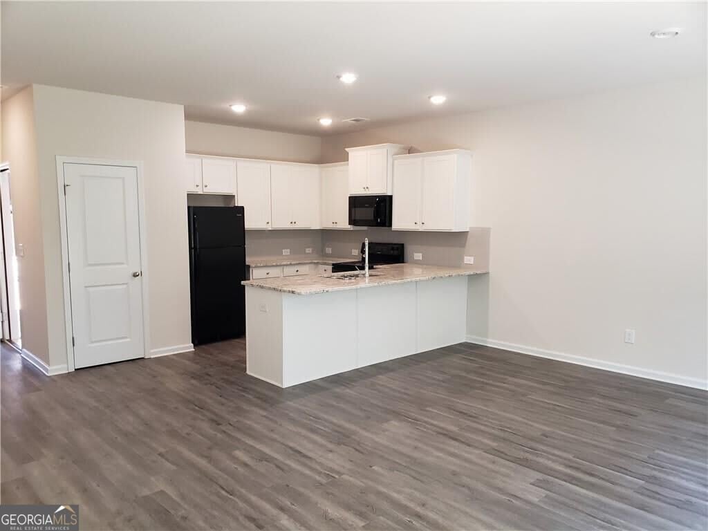 2725 Daybreak Court NW – photo 4