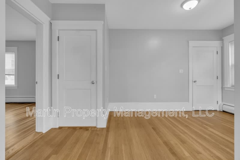 6 Stirling Street – photo 3